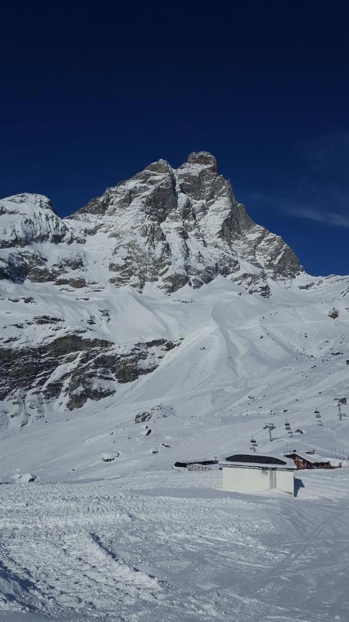 Апартаменты Bilocale Cervinia Cielo Alto Sulle Piste Брей-Червиния Экстерьер фото